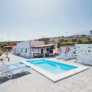 https://casa-rural-quinta-sevi.tenerifehoteles.net
